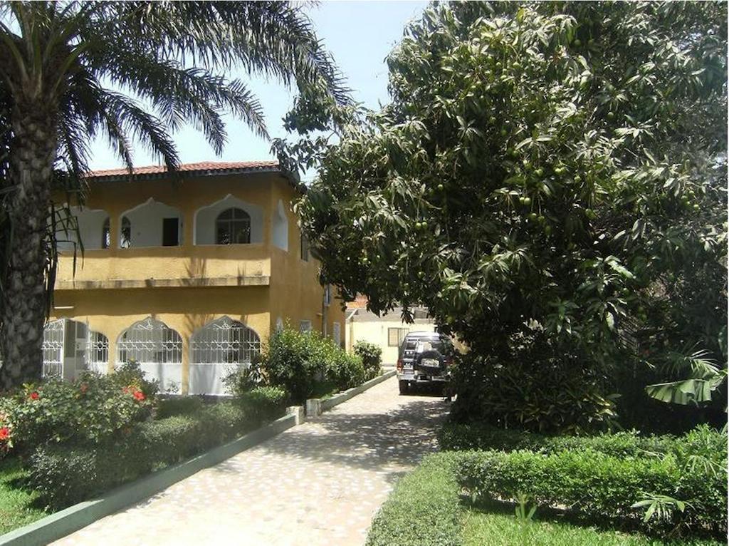 One World Village Guesthouse Bakau Kültér fotó
